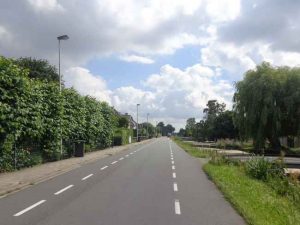 Oosteindseweg is 30 km zone. Op papier! 